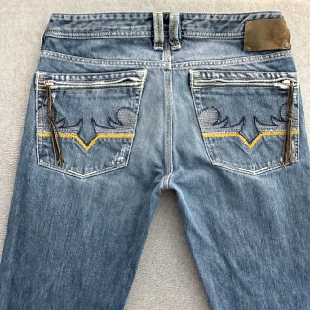 Diesel Yarik Mens 30x32 Straight Leg Distressed Blue Jeans Wash 0070Y Italy
